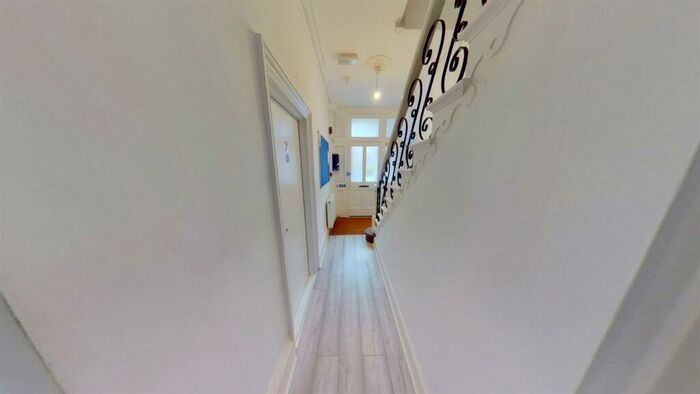 6 Bedroom House To Rent In Gains Road(), PO4