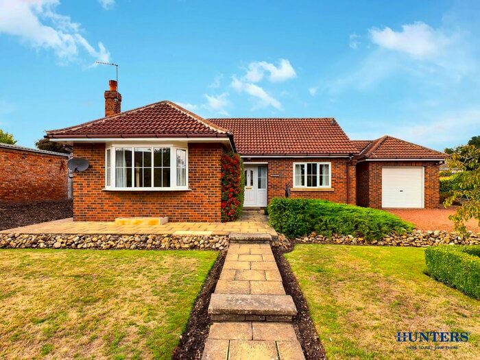 2 Bedroom Detached Bungalow For Sale In Main Street, Barmby Moor, York, YO42