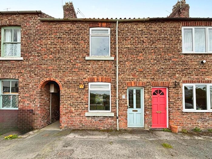 2 Bedroom Property For Sale In Melbourne Place, Sowerby, Thirsk, YO7