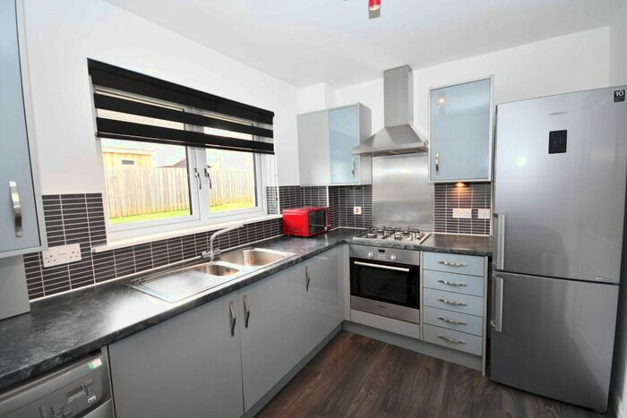 2 Bedroom Flat To Rent In Wades Circle, Inverness, IV2