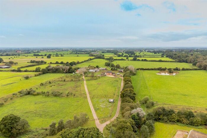 4 Bedroom Detached House For Sale In Blackwoods, Easingwold, York, YO61