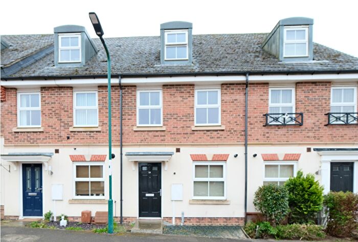 3 Bedroom Terraced House For Sale In Hillside Gardens, Wittering, Peterborough, PE8