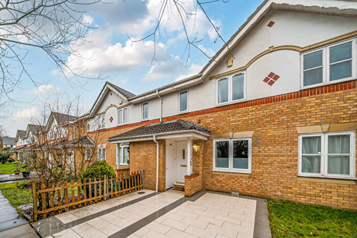 3 Bedroom Terraced House For Sale In Montana Gardens, London, SE26