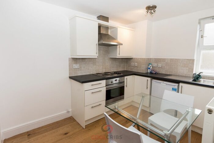 Studio To Rent In Bride Street, Islington, N7
