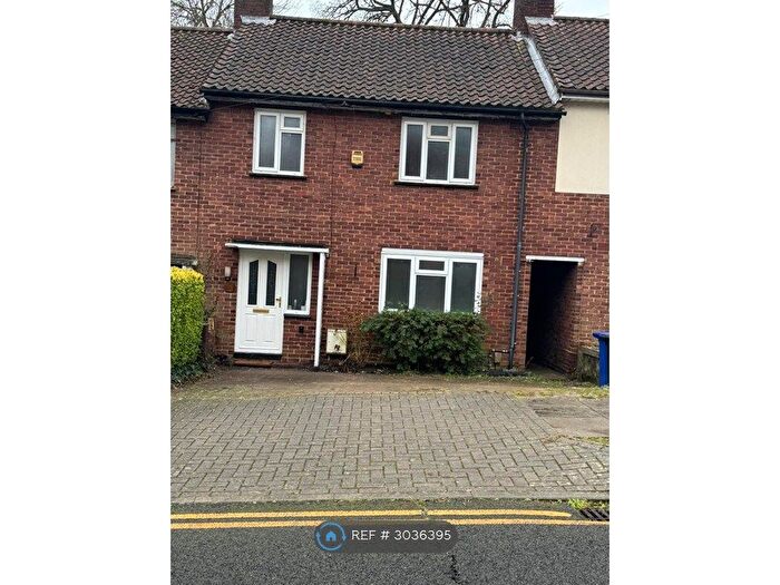 3 Bedroom Semi-Detached House To Rent In Eaton Close, Stanmore, HA7