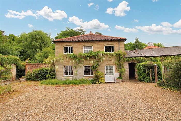 2 Bedroom Terraced House For Sale In Gunton Park, Hanworth, Norwich, NR11