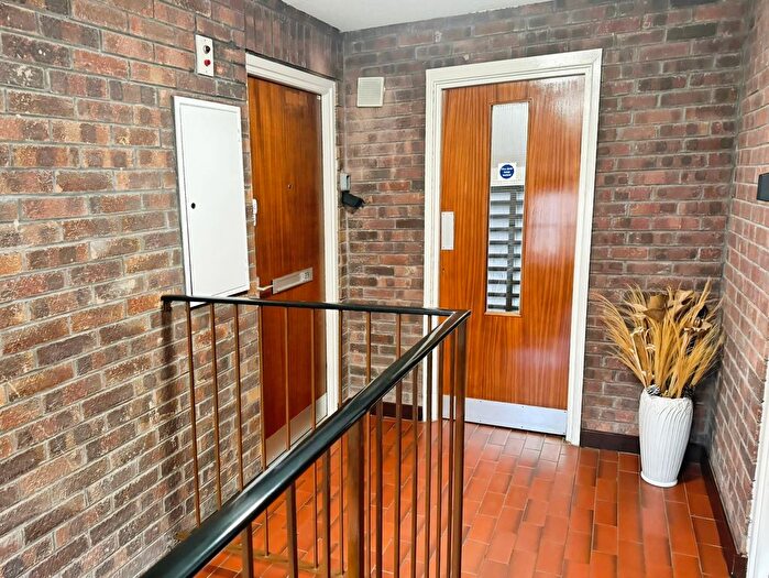 1 Bedroom Flat For Sale In St Pauls Close, Oadby, LE2