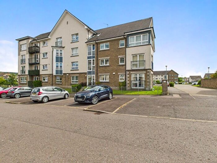 2 Bedroom Apartment To Rent In Denny Crescent, Dumbarton, G82