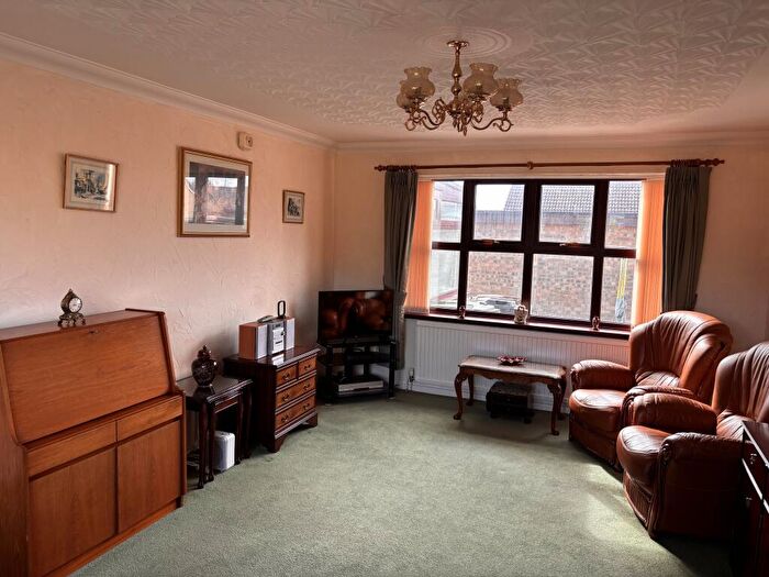 2 Bedroom Detached Bungalow For Sale In Andrews Place, Hunstanton, PE36