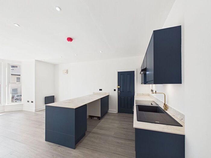 1 Bedroom Studio For Sale In Esplanade, Whitby, YO21