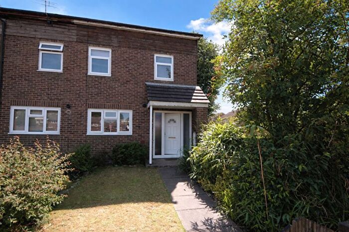 3 Bedroom Terraced House For Sale In Andover Walk, Maidstone, ME15