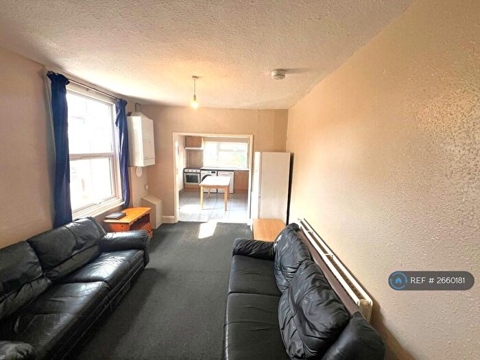 6 Bedroom Terraced House To Rent In Bishop Road, Bristol, BS7