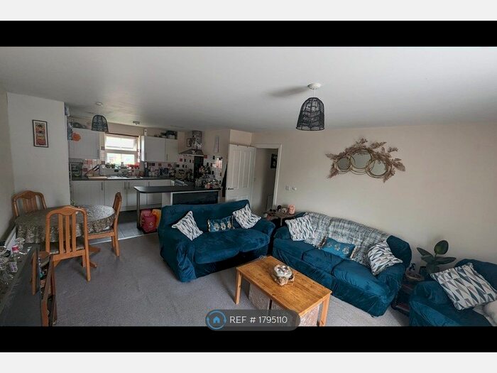 2 Bedroom Flat To Rent In Barfoot Rd, Southampton, SO30