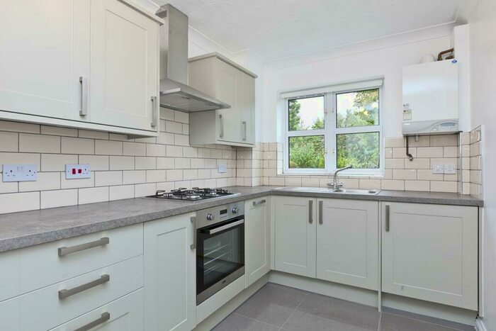 2 Bedroom Apartment To Rent In Riverview Gardens, Cobham, KT11