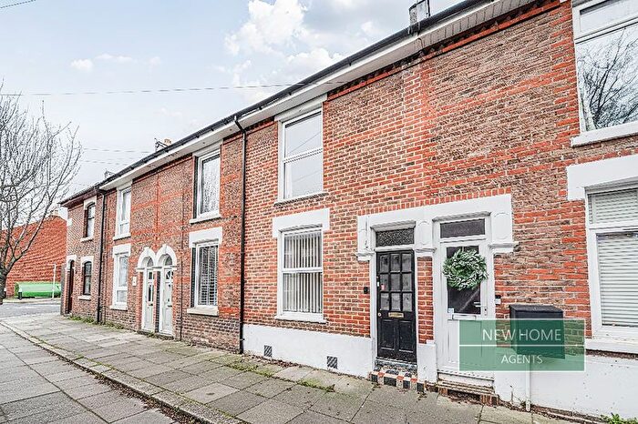3 Bedroom Terraced House For Sale In Meyrick Road, Portsmouth, PO2