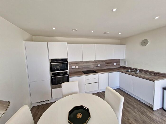 2 Bedroom Flat For Sale In Moorhen Drive, Edgware, NW9