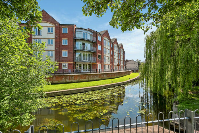 2 Bedroom Apartment To Rent In Espleys Yard, Stafford, ST16