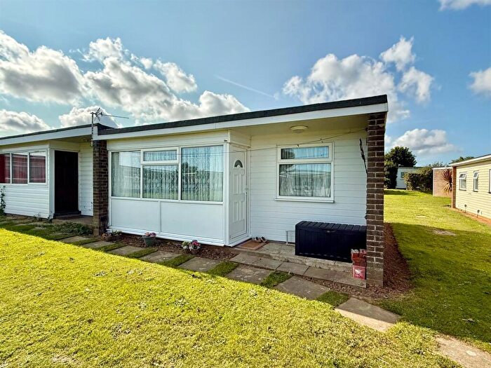 2 Bedroom Chalet For Sale In Newport Road, Hemsby, NR29