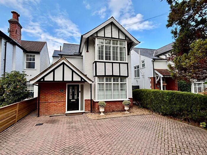 4 Bedroom Detached House For Sale In Park Road, Camberley, Surrey, GU15