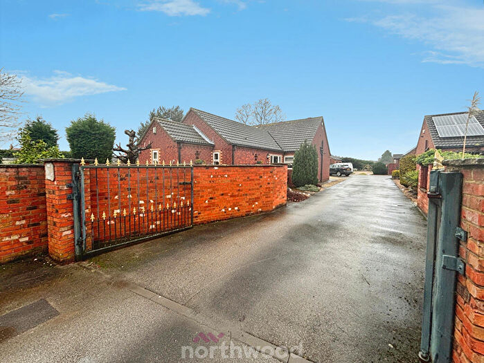 4 Bedroom Bungalow To Rent In High Street, Dunsville, Doncaster, DN7