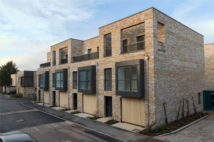 4 Bedroom Town House To Rent In Fowler Avenue, Trumpington, Cambridge, Cambridgeshire, CB2