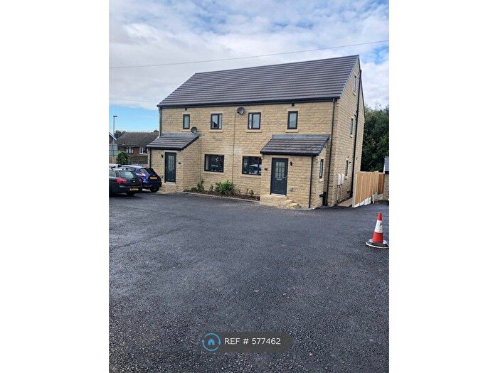 4 Bedroom Semi Detached House To Rent In Main St, Wakefield, WF3