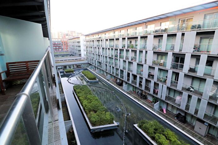 1 Bedroom Flat To Rent In Royal Carriage Mews, London, SE18