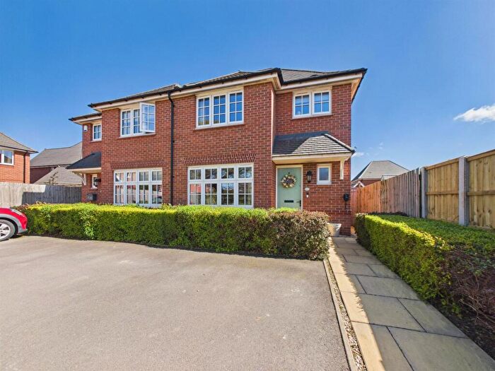 3 Bedroom Semi Detached House For Sale In Grange Road, Derby, DE22