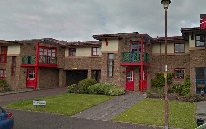 2 Bedroom End Of Terrace House To Rent In East Werberside, Fettes, Edinburgh, EH4