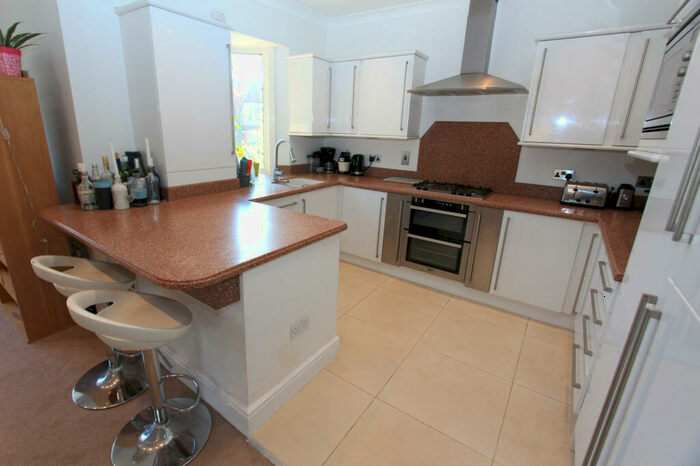 3 Bedroom Apartment To Rent In Rozelle, Church Crescent, London, N3