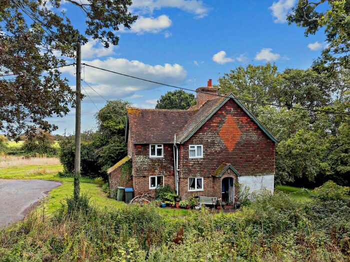 4 Bedroom Detached House For Sale In Wheatsheaf Road, Woodmancote, Henfield, West Sussex, BN5