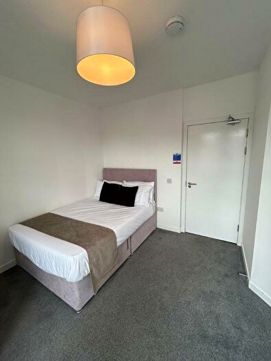 3 Bedroom Flat To Rent In Seymour Street, West End, Dundee, DD2