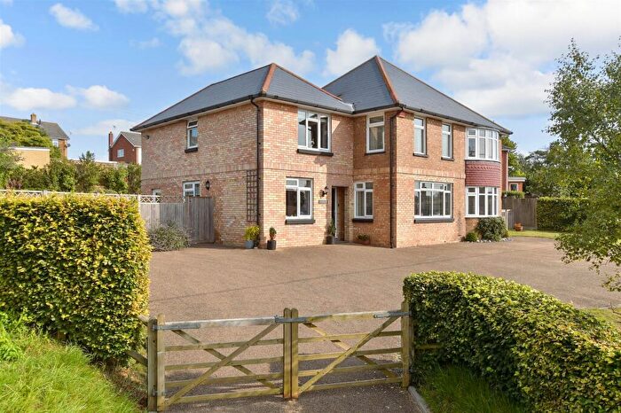 5 Bedroom Detached House For Sale In Easole Street, Nonington, Canterbury, Kent, CT15