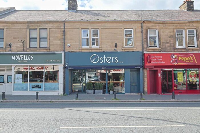 2 Bedroom Flat To Rent In High Street, Gosforth, Newcastle Upon Tyne, NE3