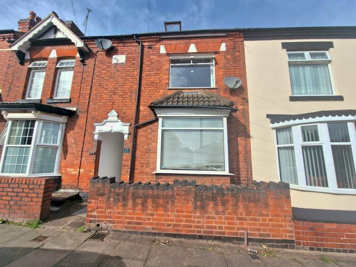 3 Bedroom Terraced House To Rent In Stanley Road, Nuneaton, Warwickshire, CV11