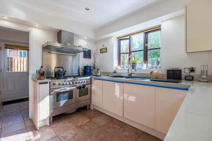 5 Bedroom Detached House For Sale In Langton Drive, Two Mile Ash, Milton Keynes, MK8