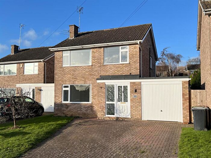 3 Bedroom Detached House To Rent In Priory Road, Wollaston, Wellingborough, NN29