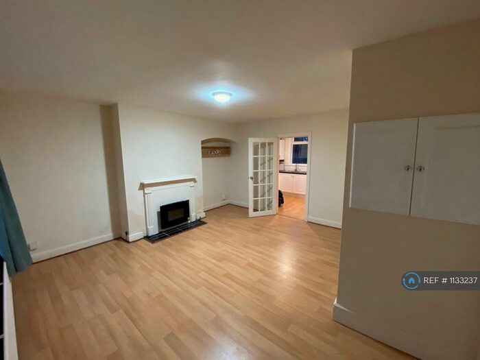 3 Bedroom End Of Terrace House To Rent In Fowler Road, Coventry, CV6