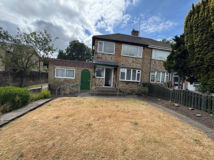 3 Bedroom Semi-Detached House To Rent In Allerton Road, Bradford, BD15