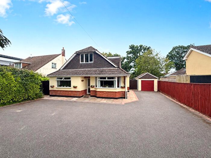 5 Bedroom Bungalow For Sale In Footners Lane, Burton, Christchurch, Dorset, BH23