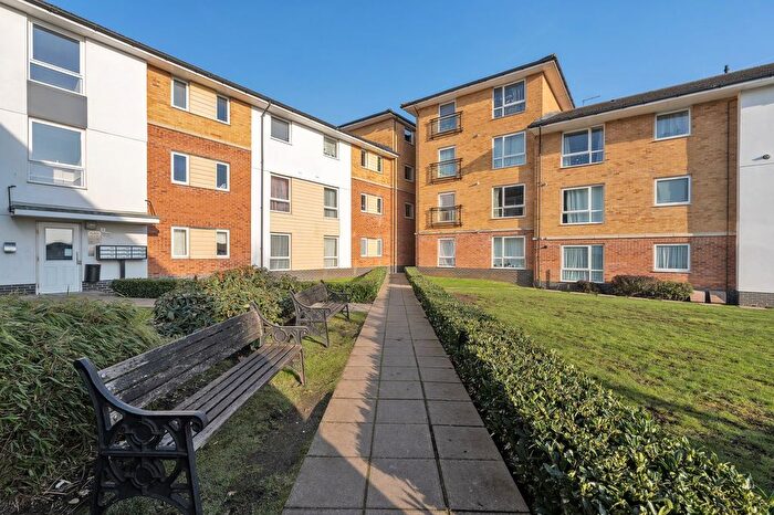 1 Bedroom Flat For Sale In Edison Court, Franklin Avenue, Watford, WD18