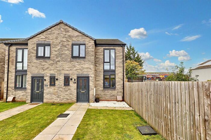 3 Bedroom House For Sale In Dunlin Close, Carlisle, CA2