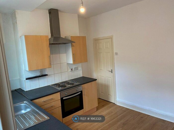 2 Bedroom Terraced House To Rent In Albert Street, Burnley, BB11