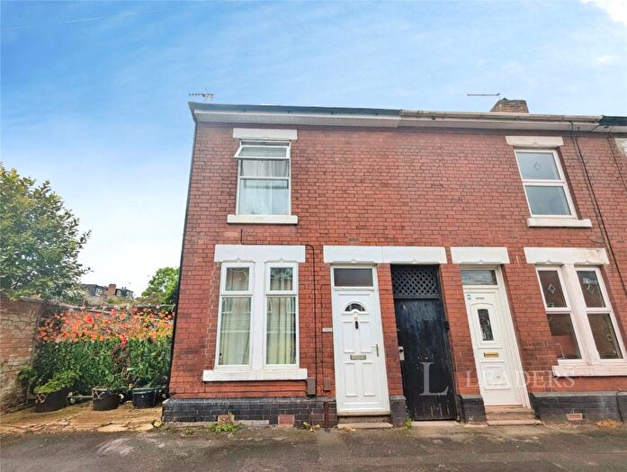 2 Bedroom House For Sale In Hoult Street, Derby, Derbyshire, DE22