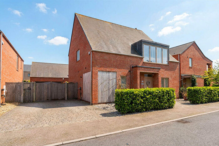 4 Bedroom Detached House For Sale In The Cherries, Humberston, DN36