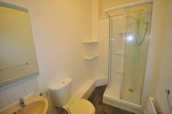 1 Bedroom Flat To Rent In Hyde Park Road, Hyde Park, Leeds, LS6