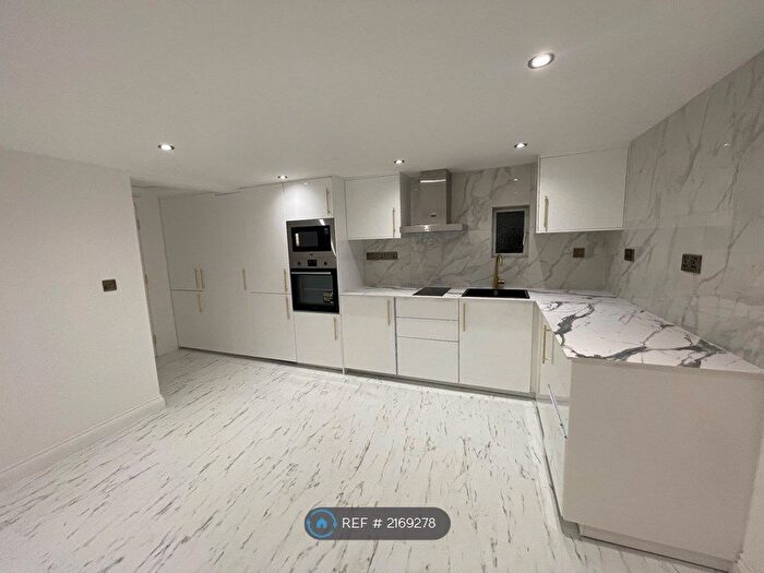 1 Bedroom Flat To Rent In Oxford Road, Reading, RG1