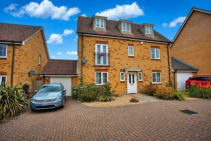 5 Bedroom Detached House For Sale In Campbell Road, Folkestone, CT18