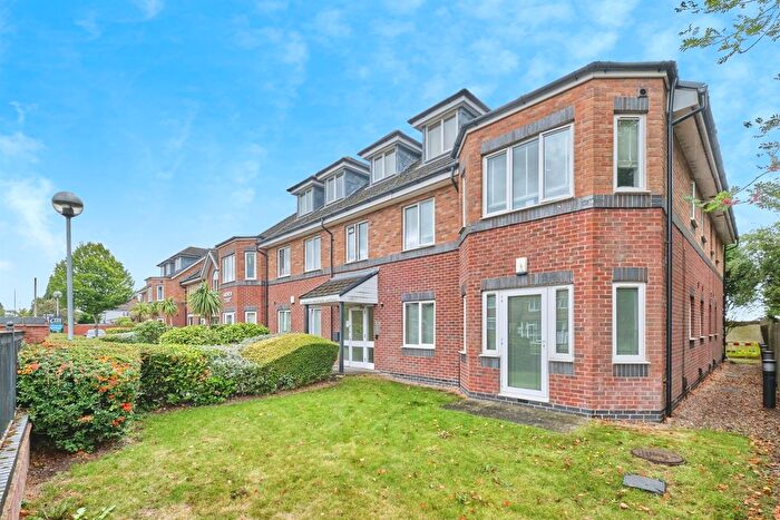 2 Bedroom Flat For Sale In Greenholm Road, Birmingham, B44