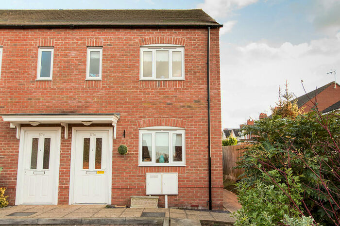 3 Bedroom End Of Terrace House To Rent In Wellingborough Road, Finedon, NN9